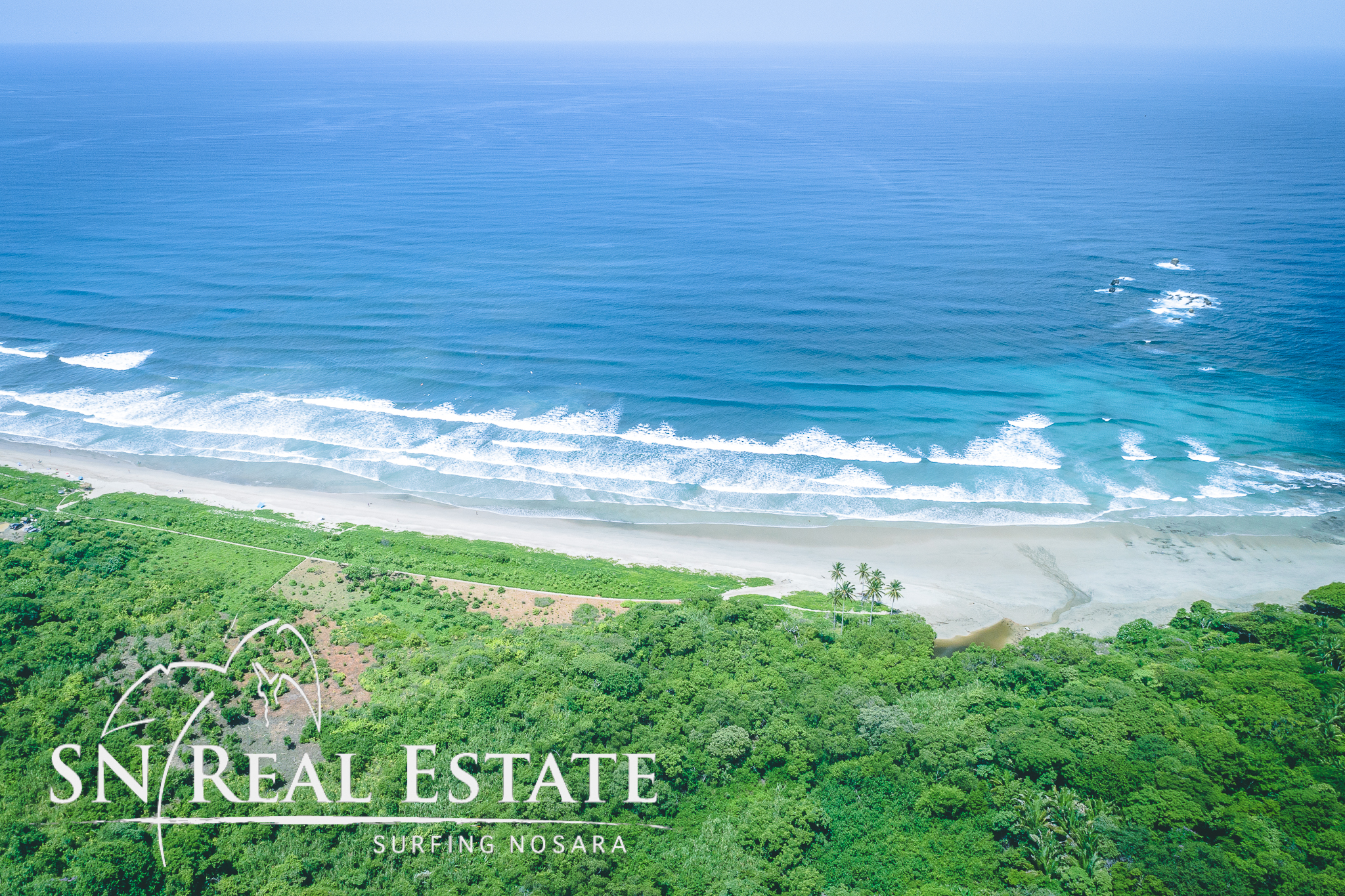 50 metros oeste de cafe de paris