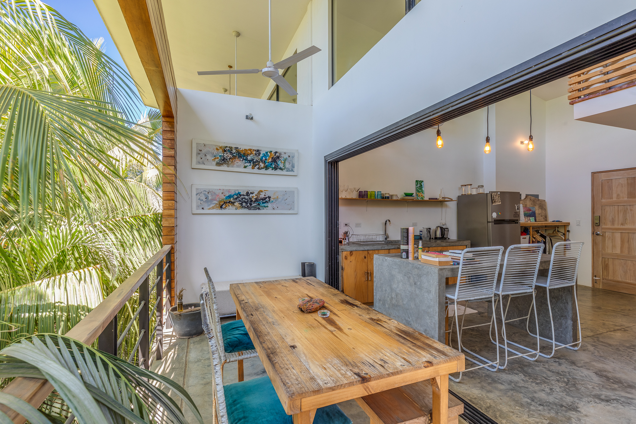 Above Rent - Top floor back unit.