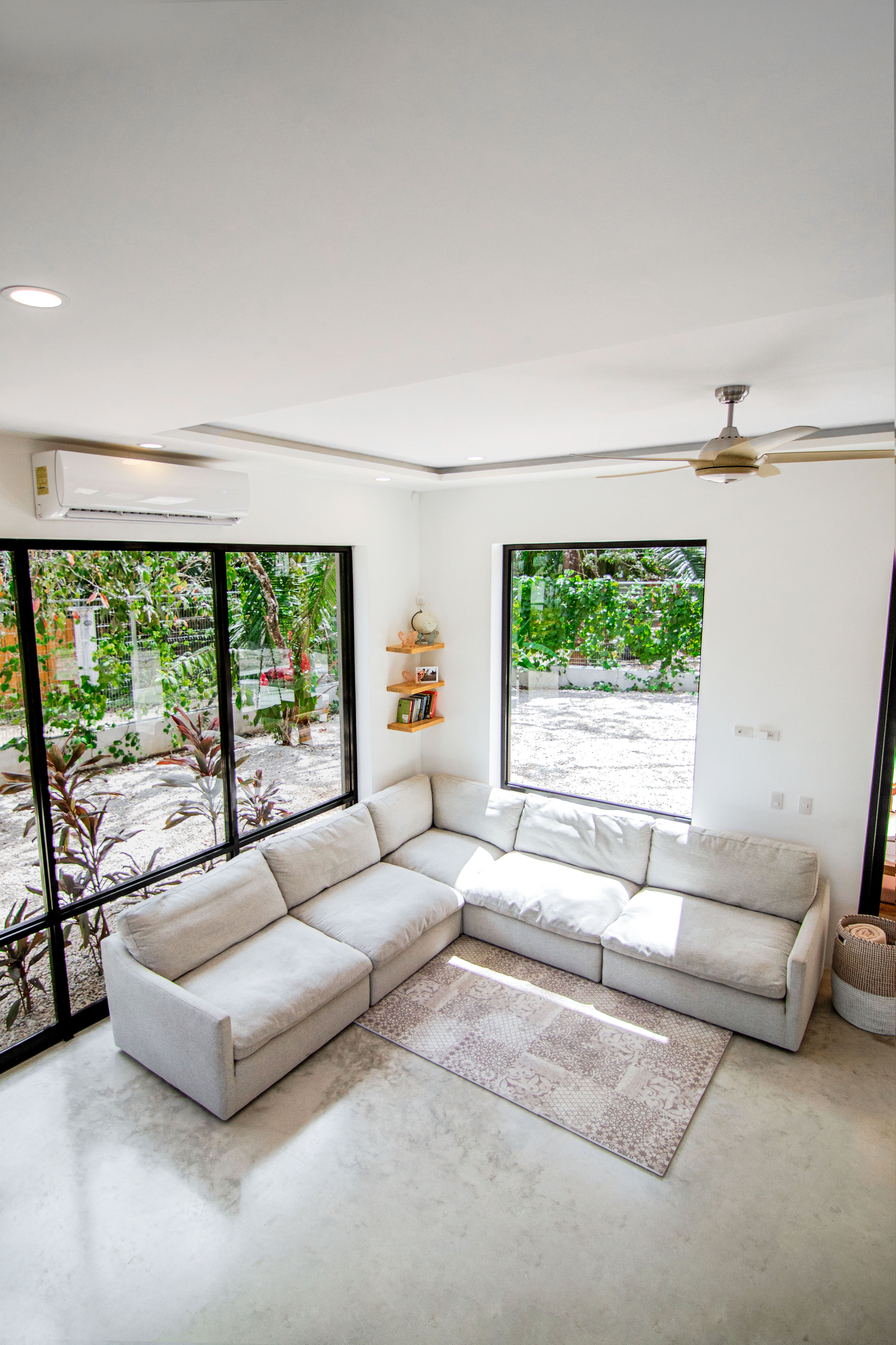 L Section near Del Mar Academy in the Selvamar Community.