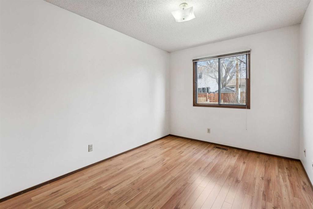 40 Scenic Place NW