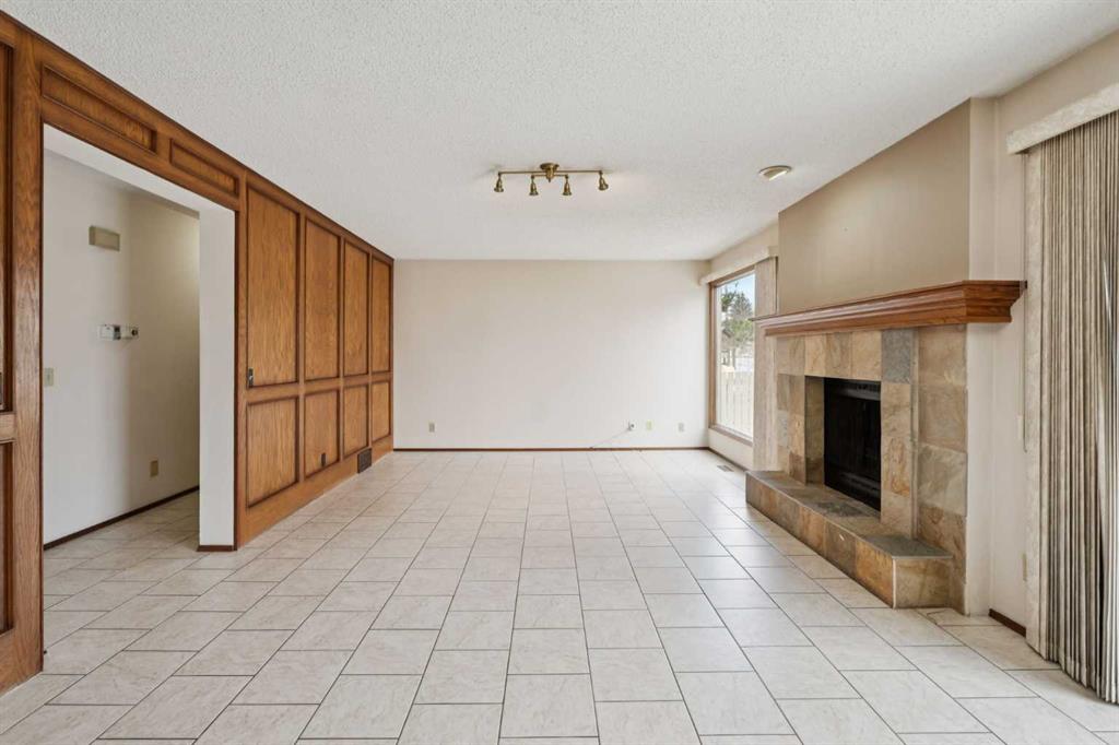40 Scenic Place NW