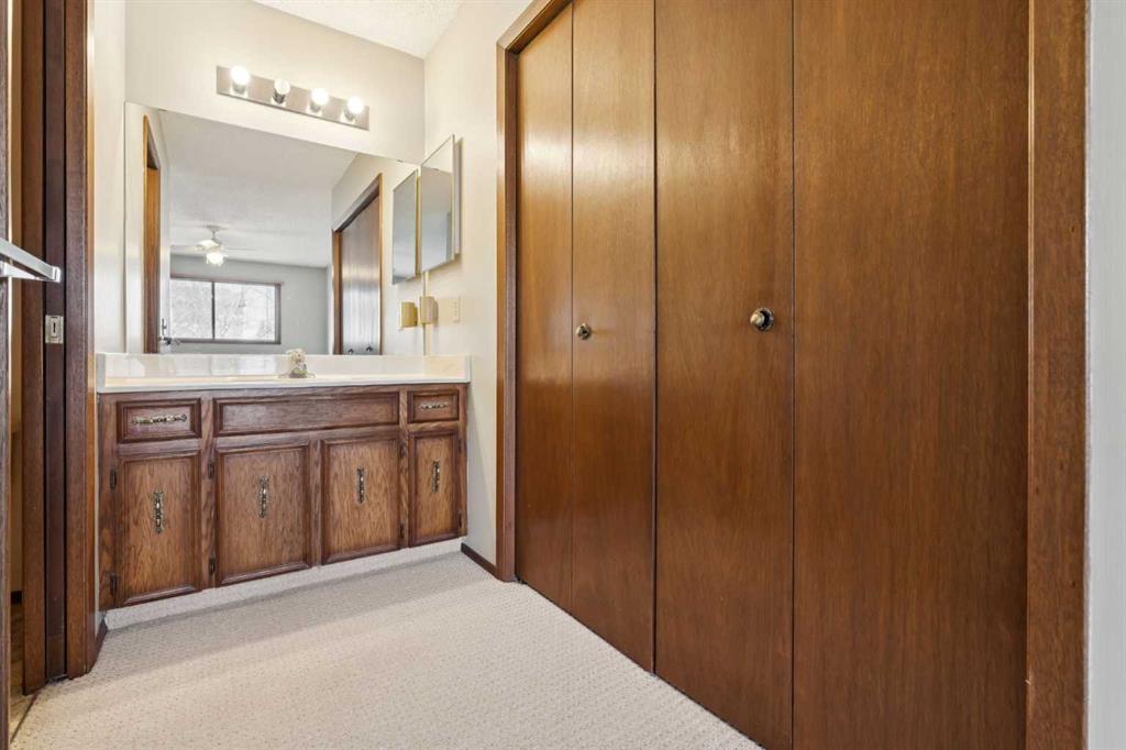 40 Scenic Place NW
