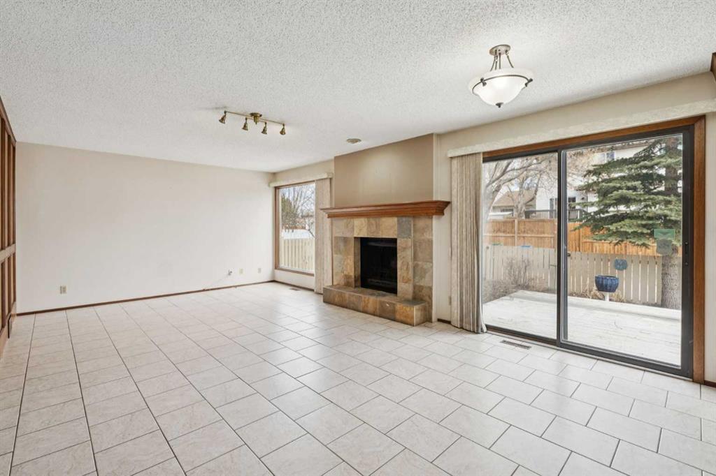 40 Scenic Place NW
