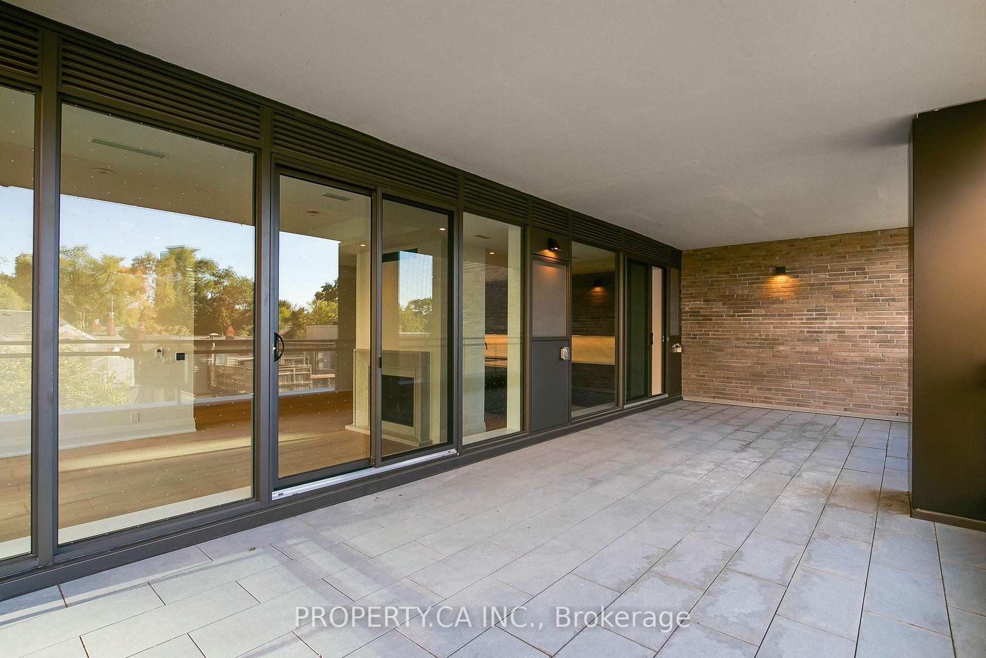 10 Prince Arthur Avenue 403