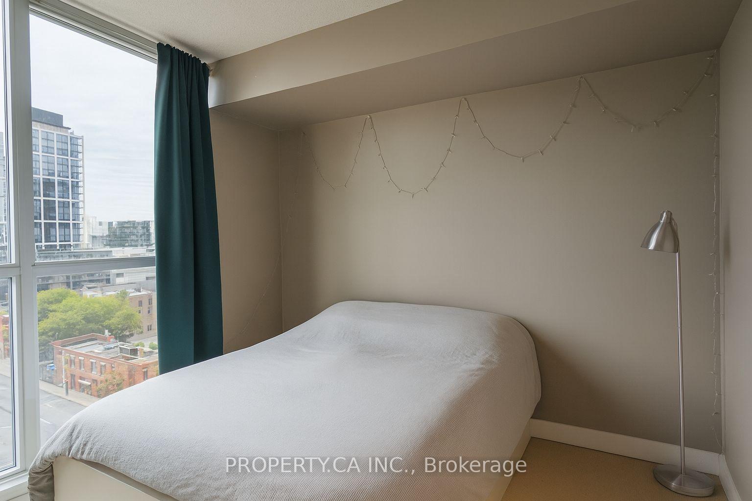 320 Richmond Street E 1122