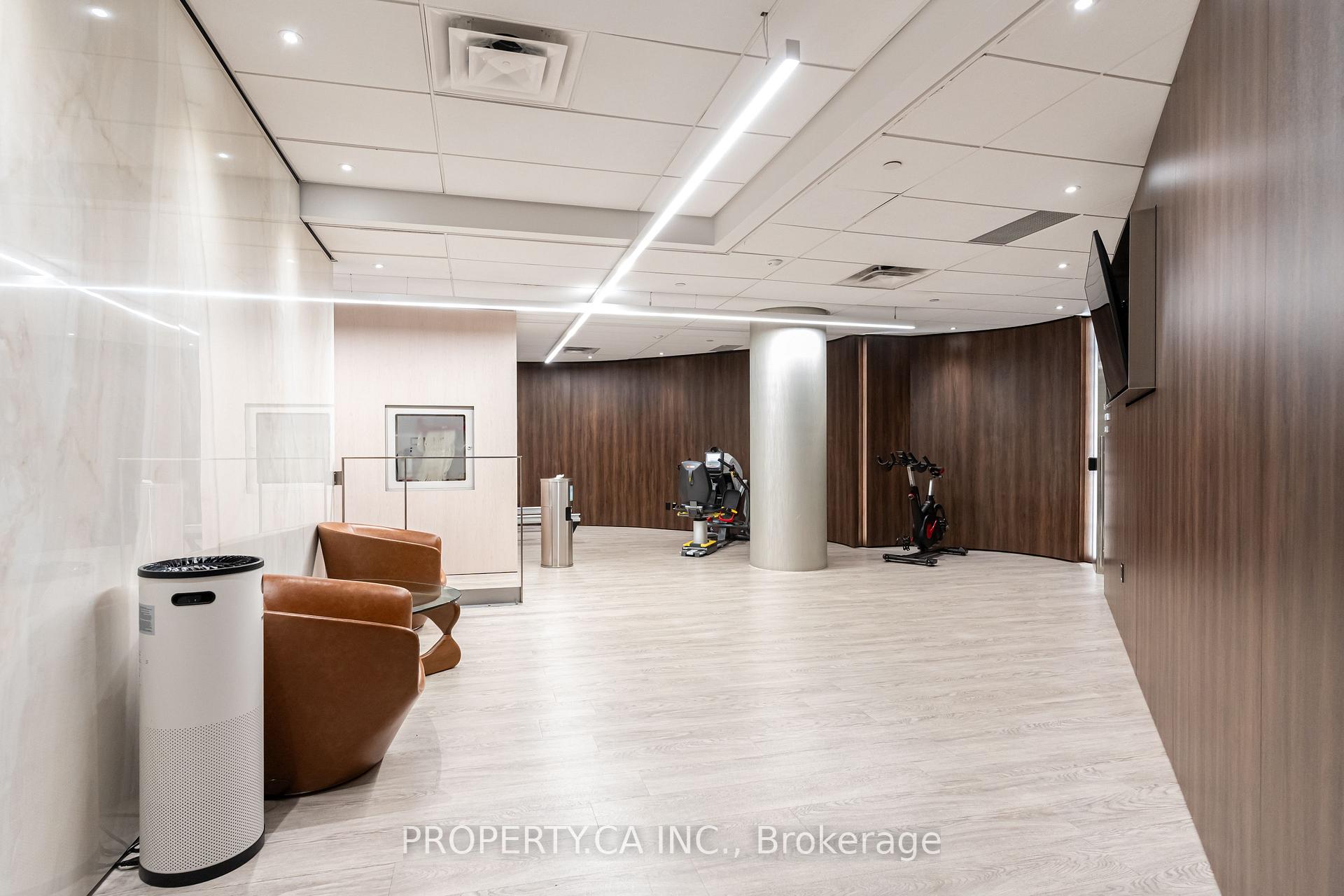 1001 Bay Street 1410