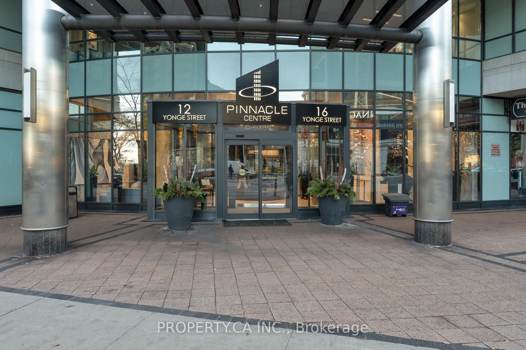 12 Yonge Street 2903