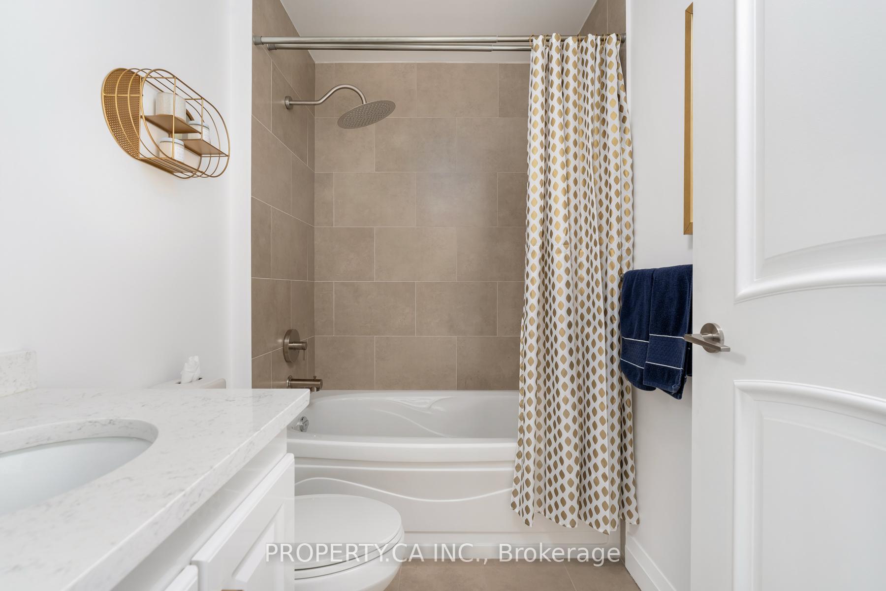 12 Yonge Street 2903