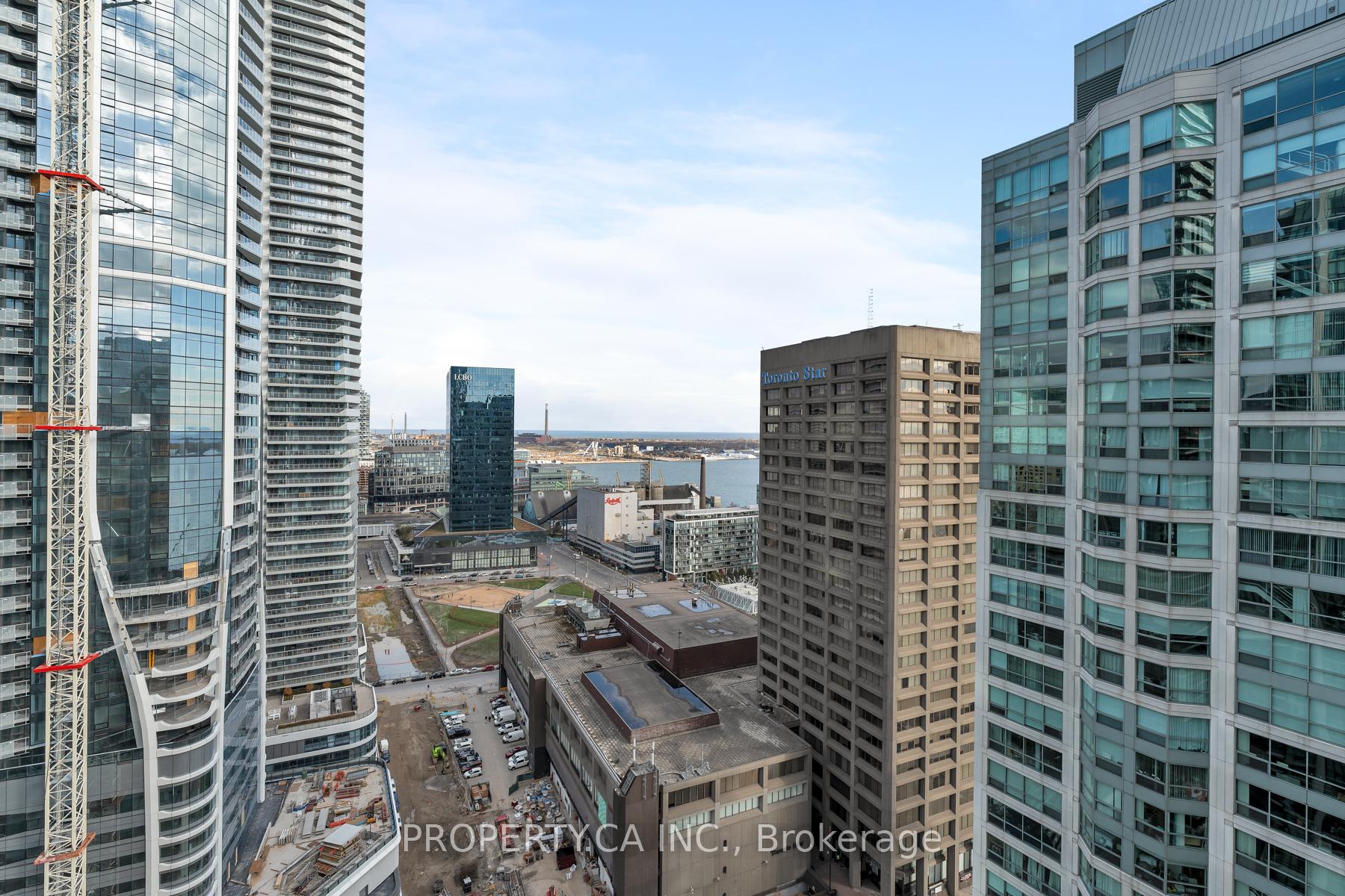 12 Yonge Street 2903
