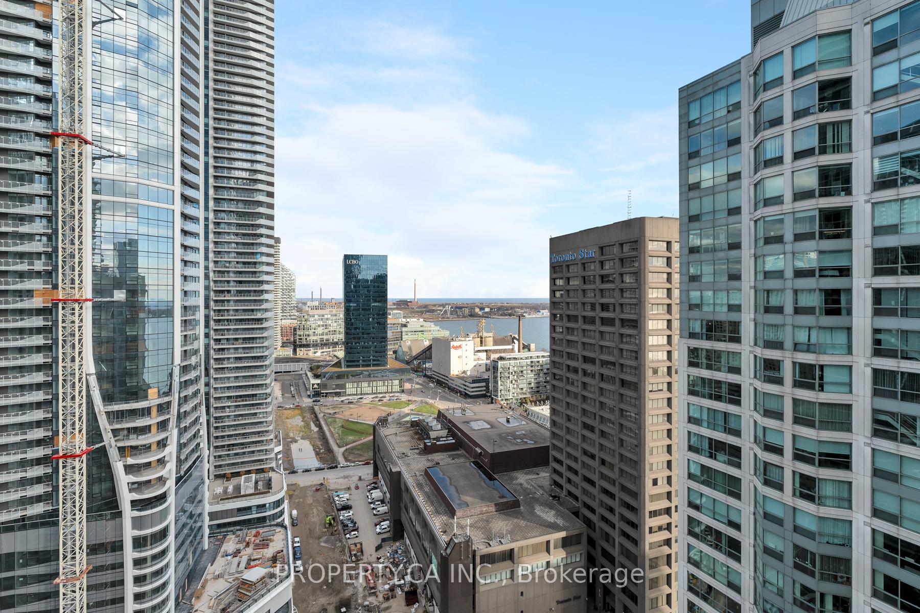 12 Yonge Street 2903