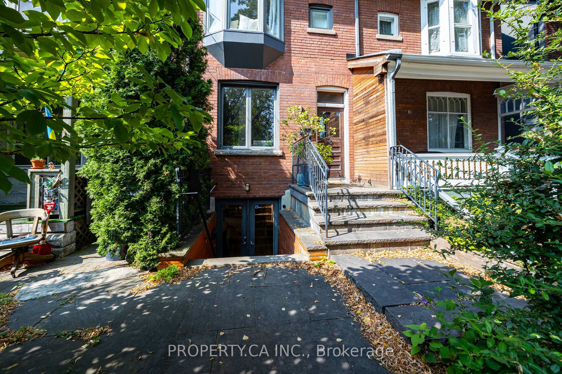 14 Bellwoods Avenue