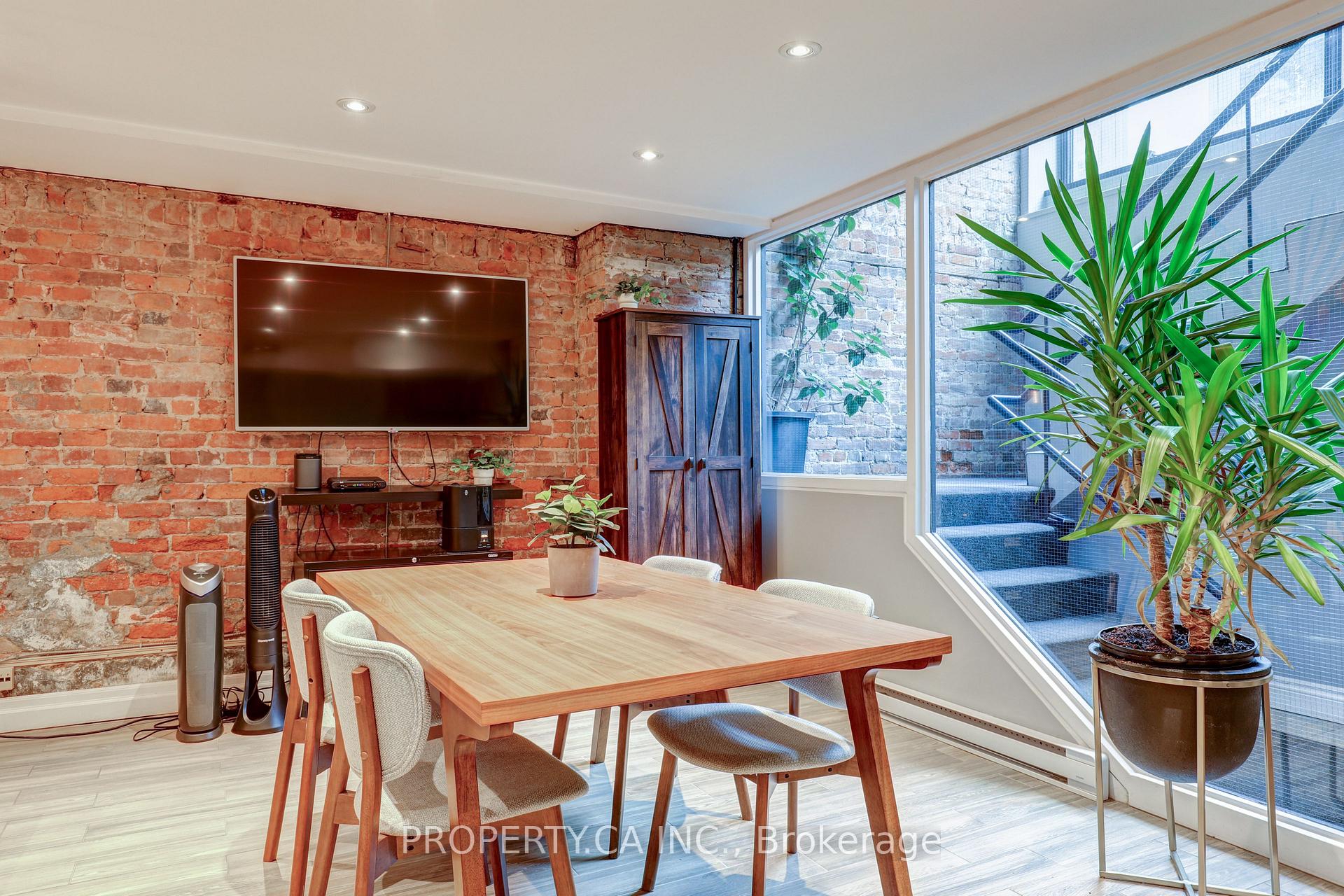 142 King Street E Main & Lower