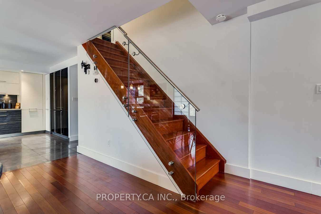 349 St Clair Avenue W 403