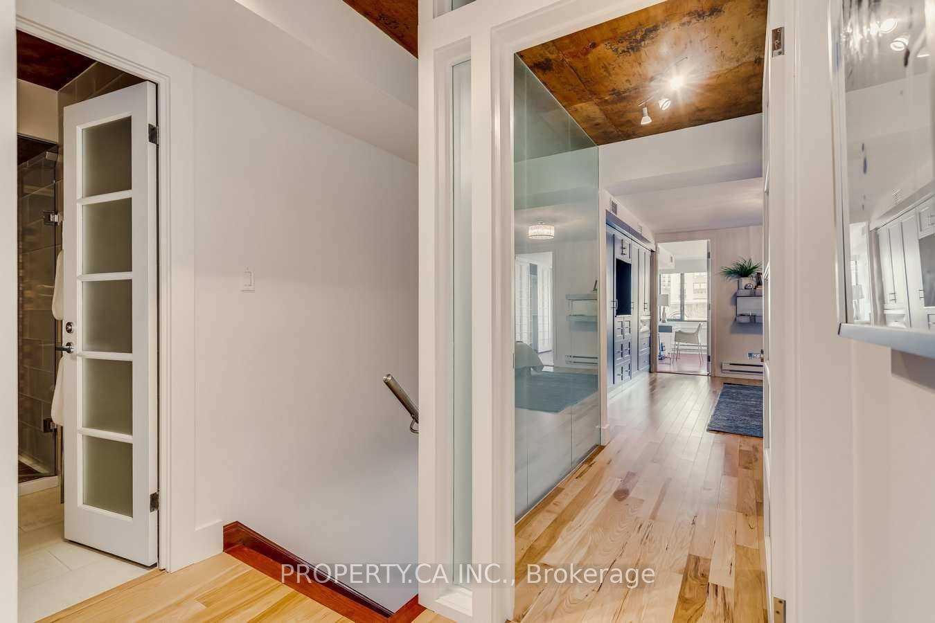 349 St Clair Avenue W 403