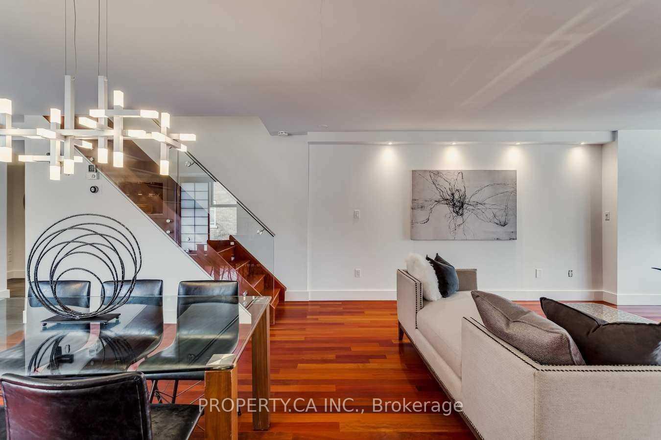 349 St Clair Avenue W 403