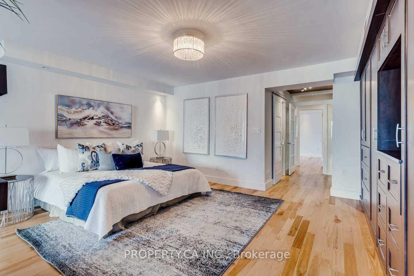 349 St Clair Avenue W 403