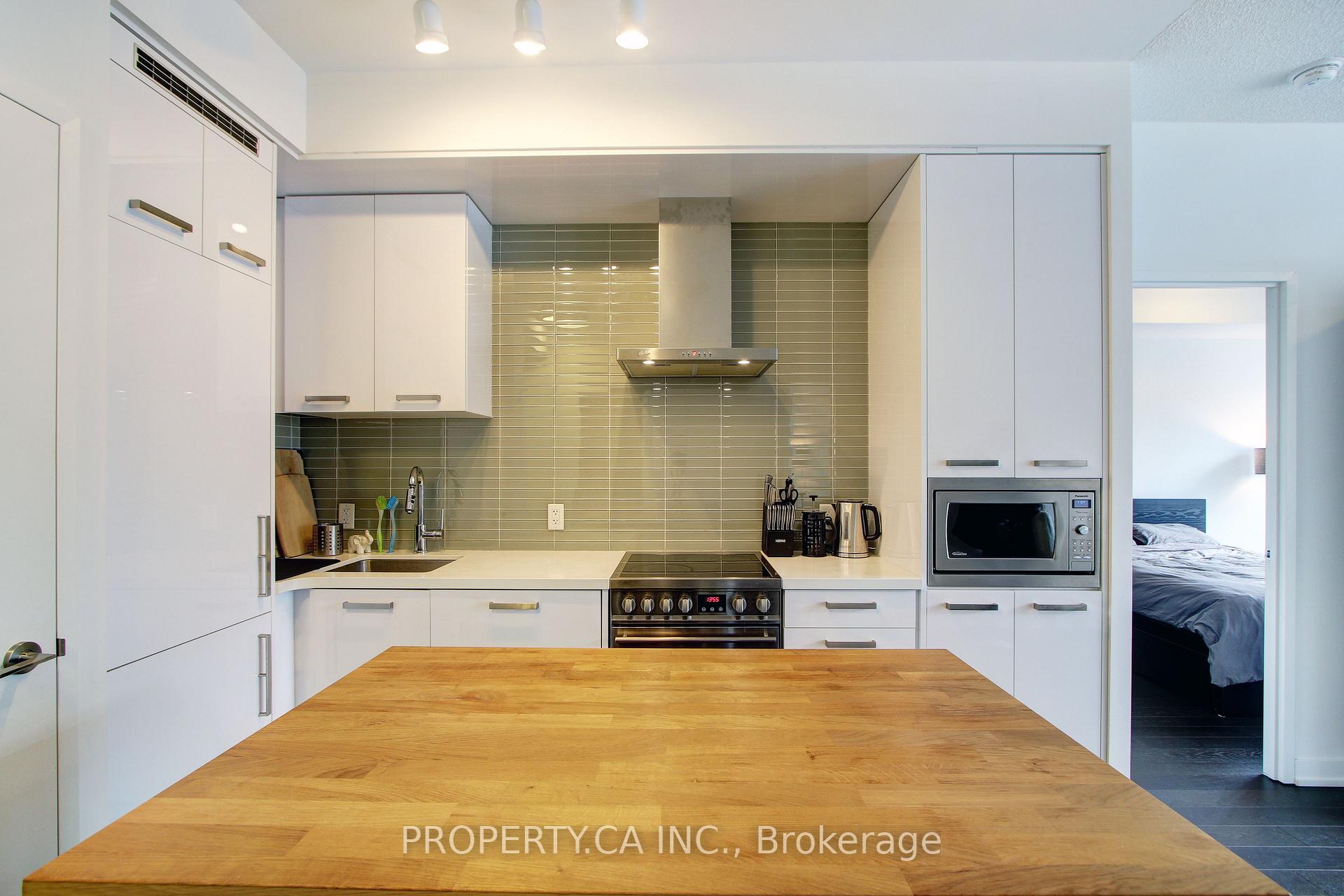 455 Front Street E N307