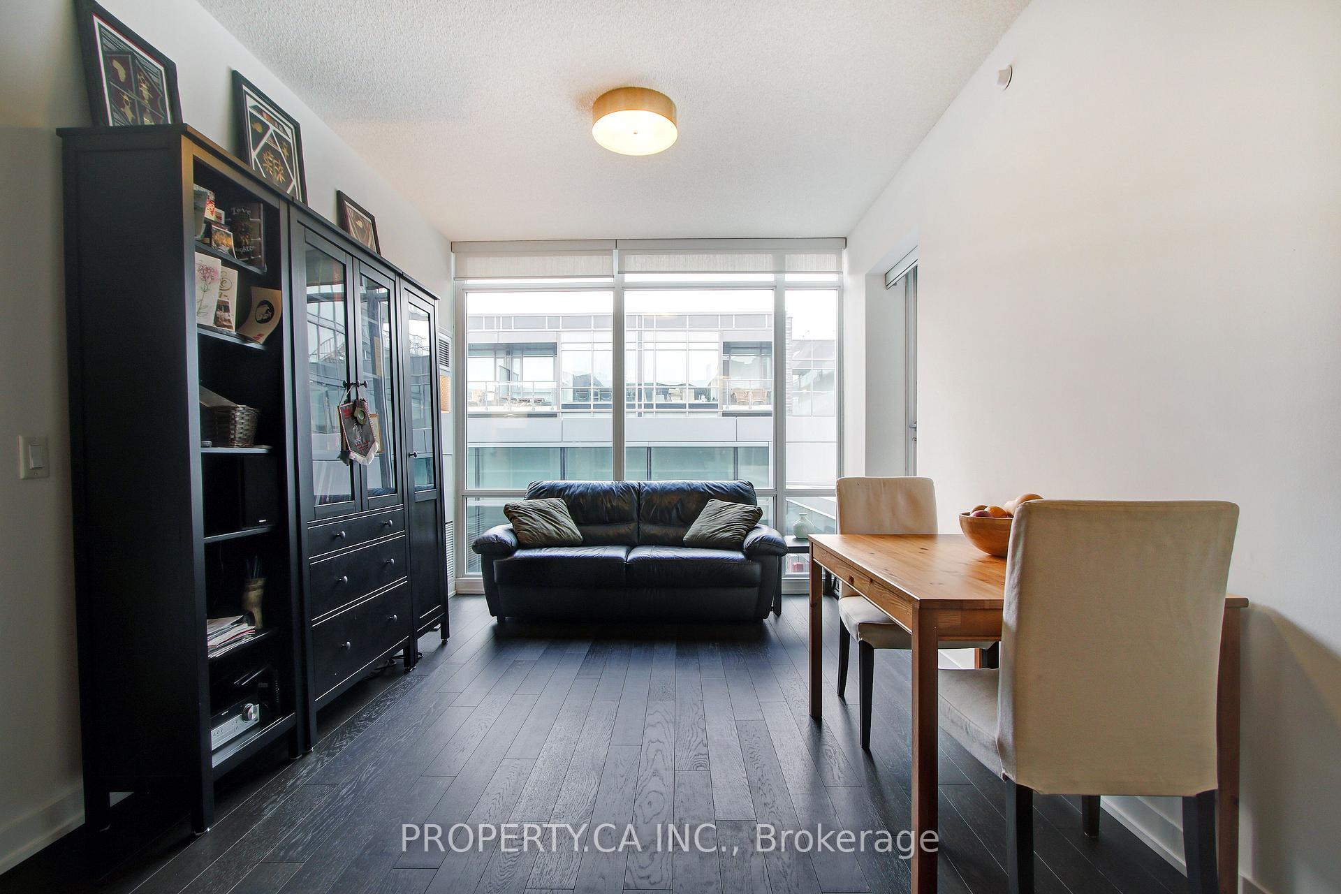 455 Front Street E N307