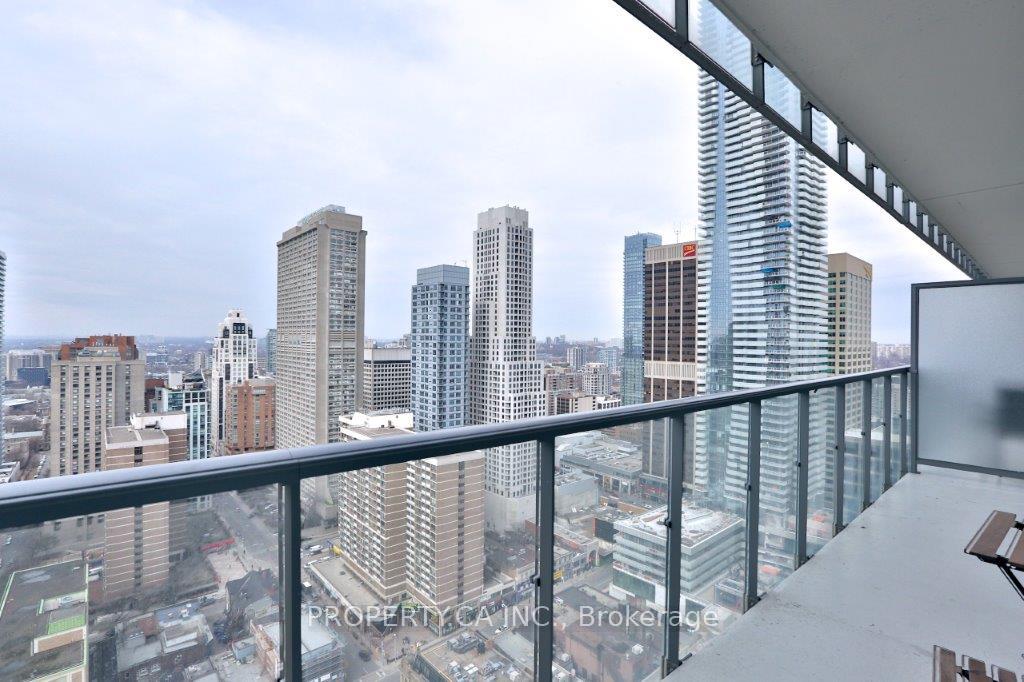 33 Charles Street E 3105