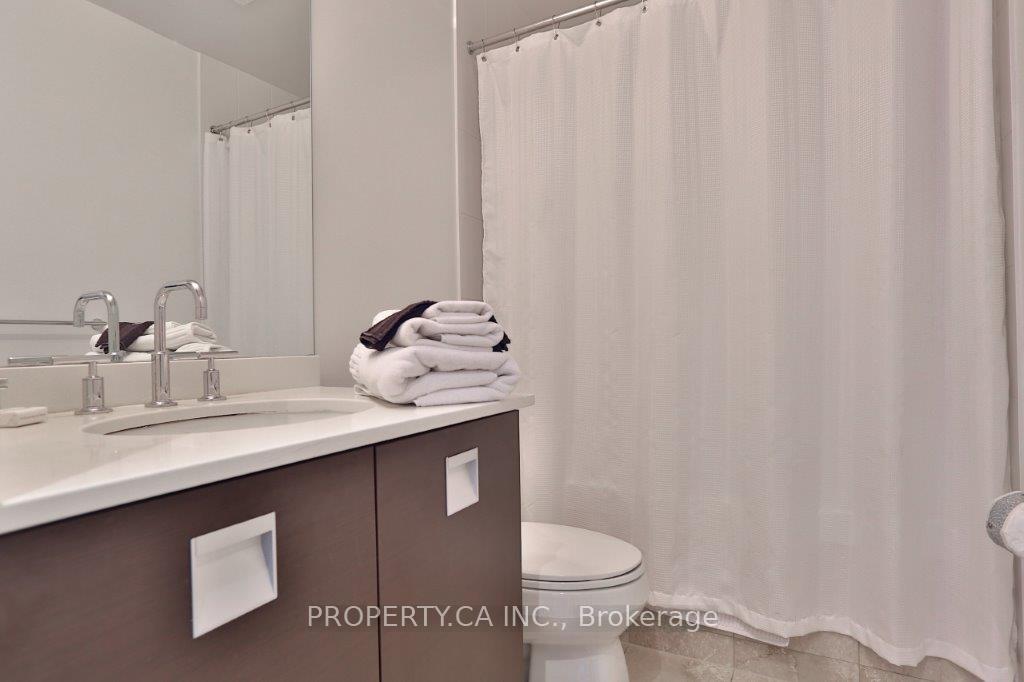 33 Charles Street E 3105