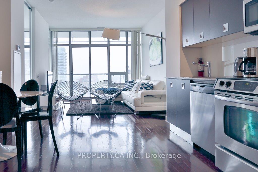 33 Charles Street E 3105