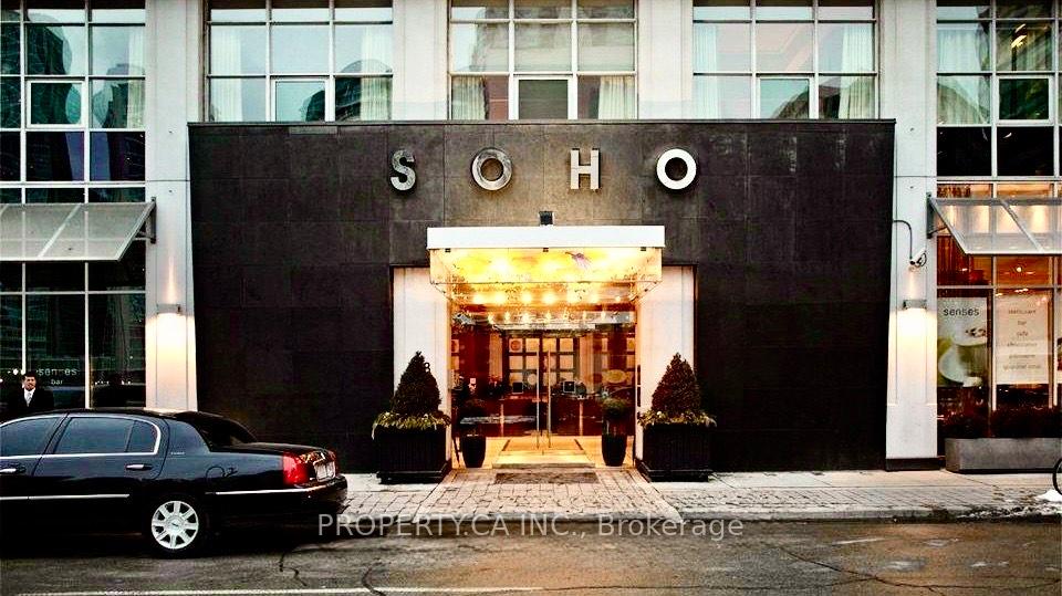 36 Blue Jays Way 531