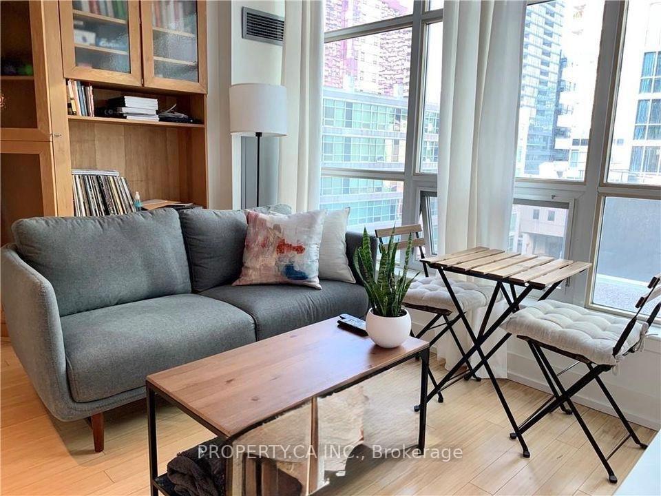 36 Blue Jays Way 531