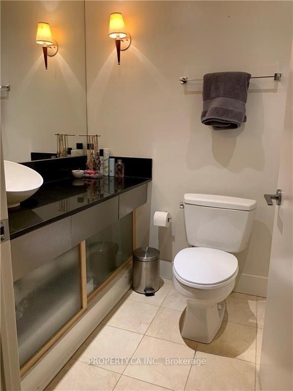 36 Blue Jays Way 531