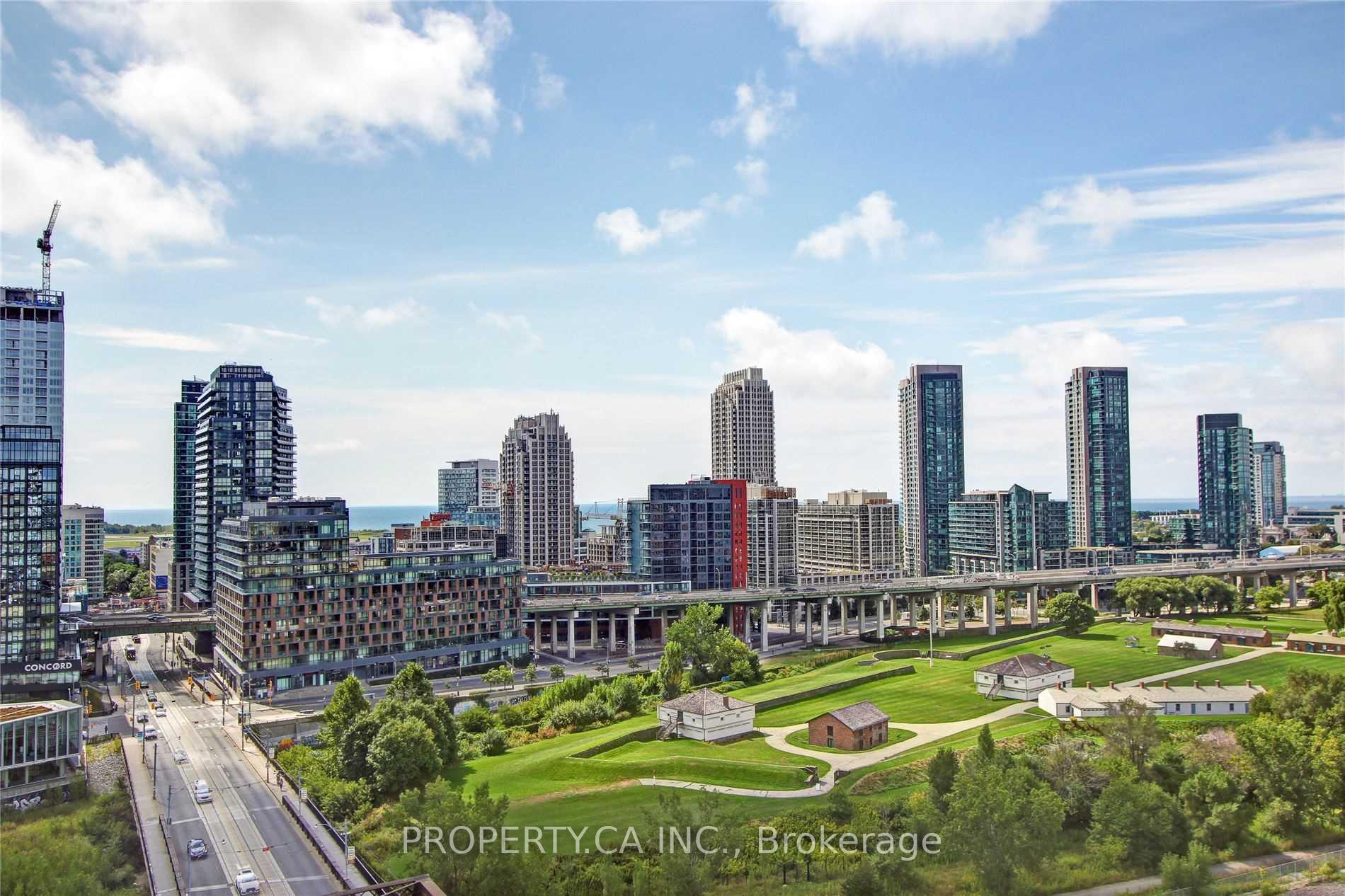 27 Bathurst Street 1404W