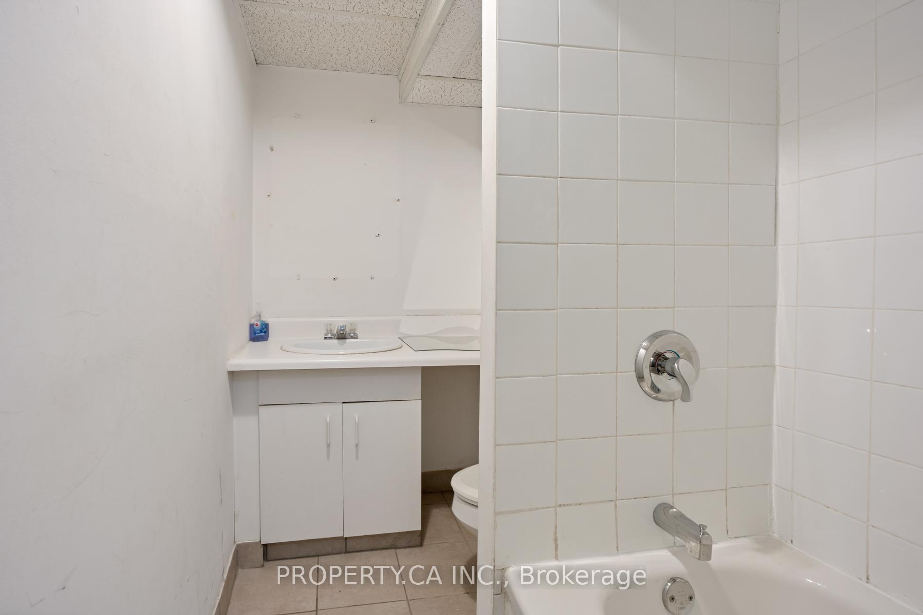 241 St Clarens Avenue