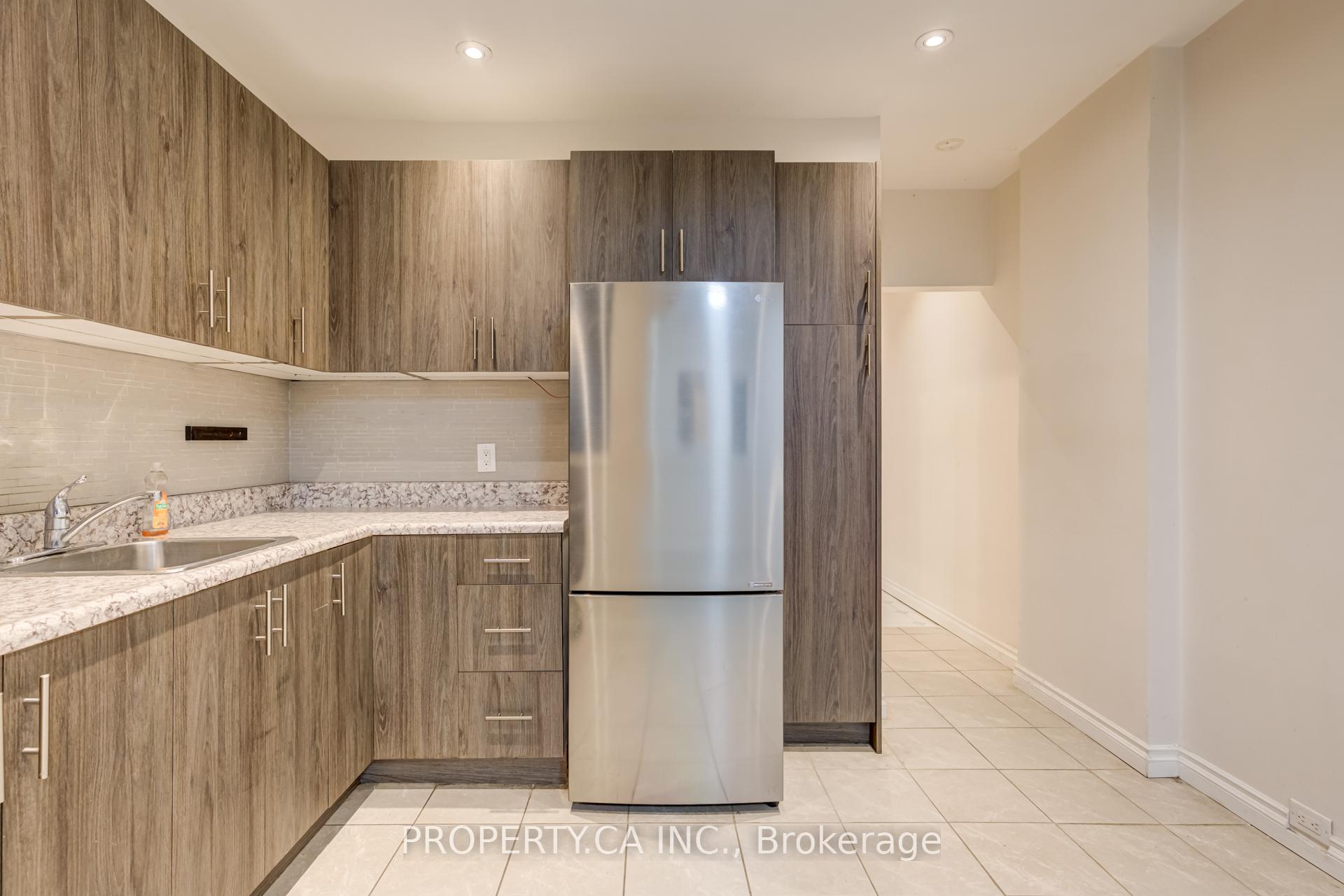 238 Saint Clarens Avenue Main