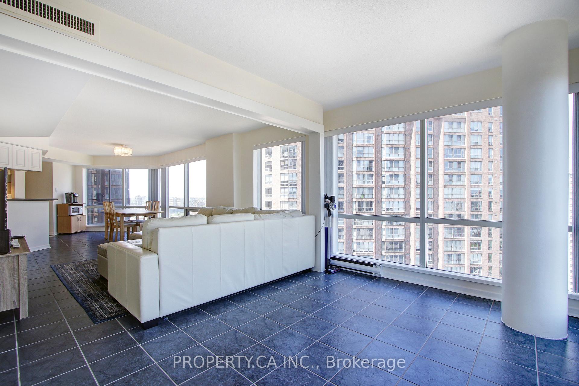 1001 Bay Street 2204