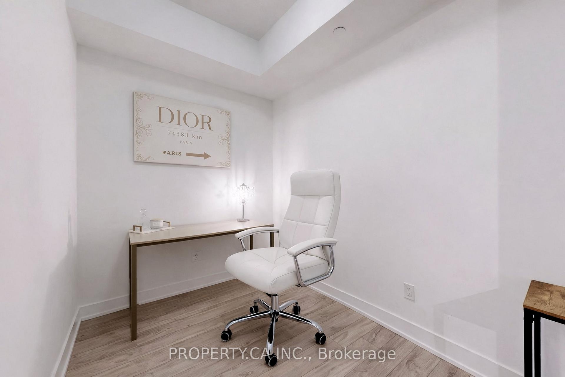 543 Richmond Street W 1029