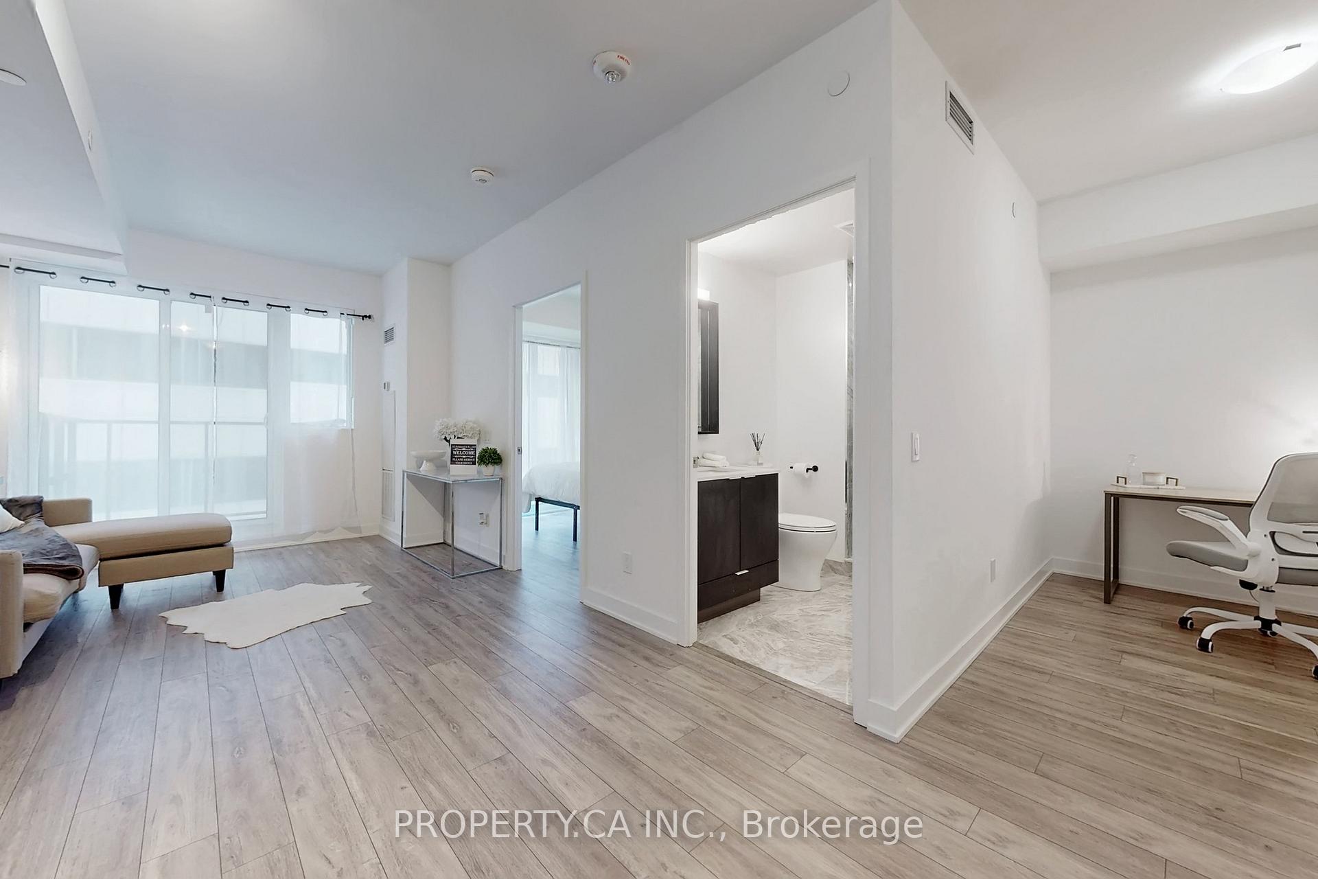 543 Richmond Street W 1029