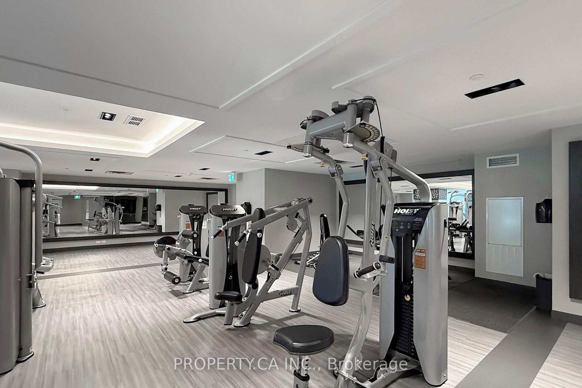 543 Richmond Street W 1029