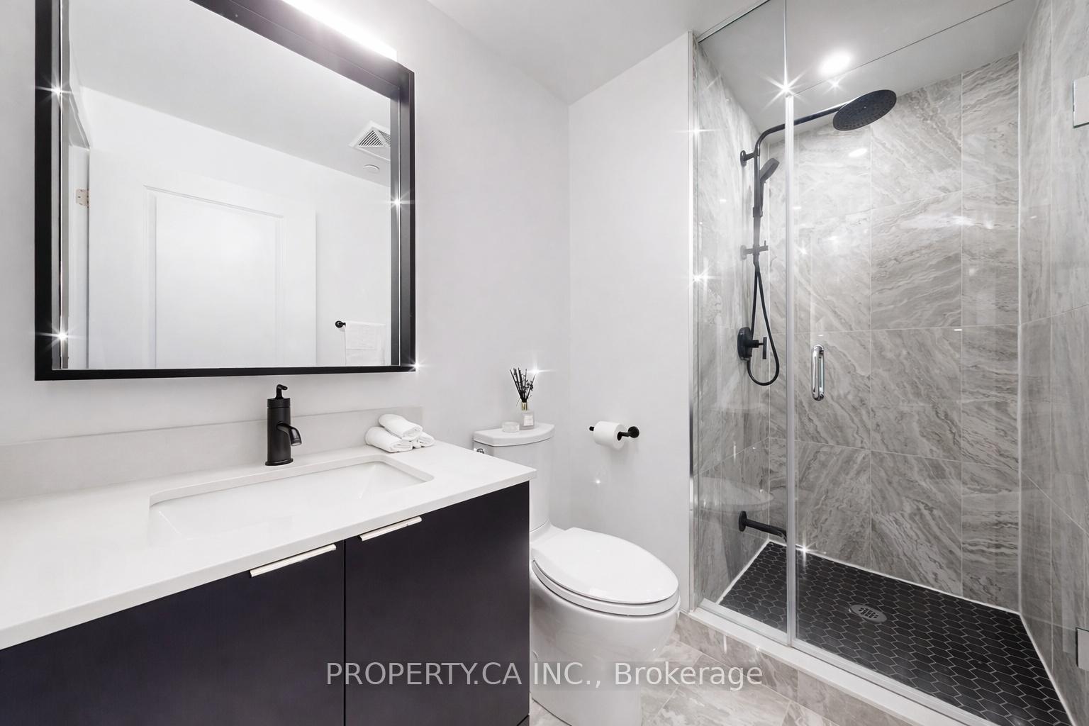 543 Richmond Street W 1029