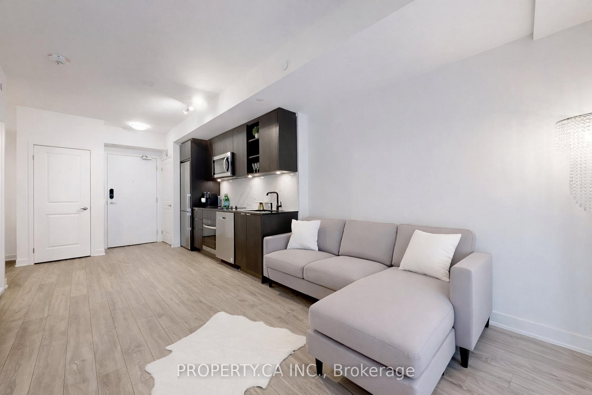 543 Richmond Street W 1029