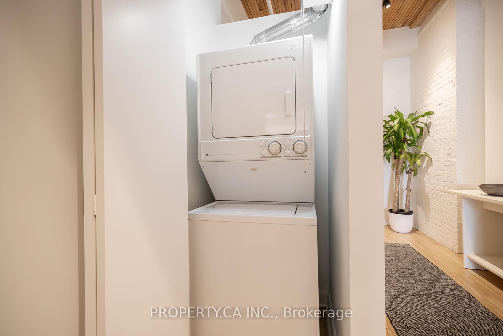 993 Queen Street W 409