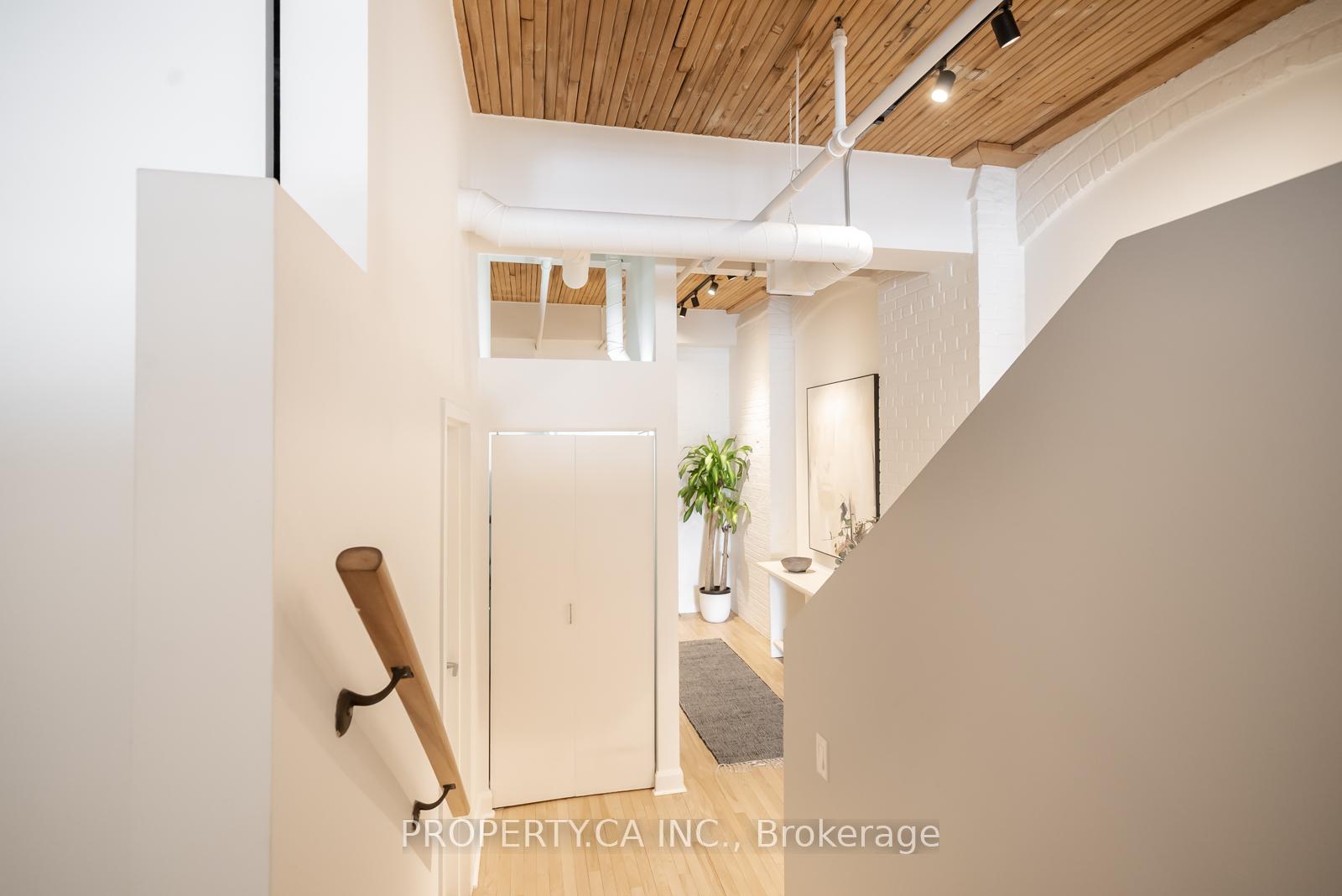 993 Queen Street W 409