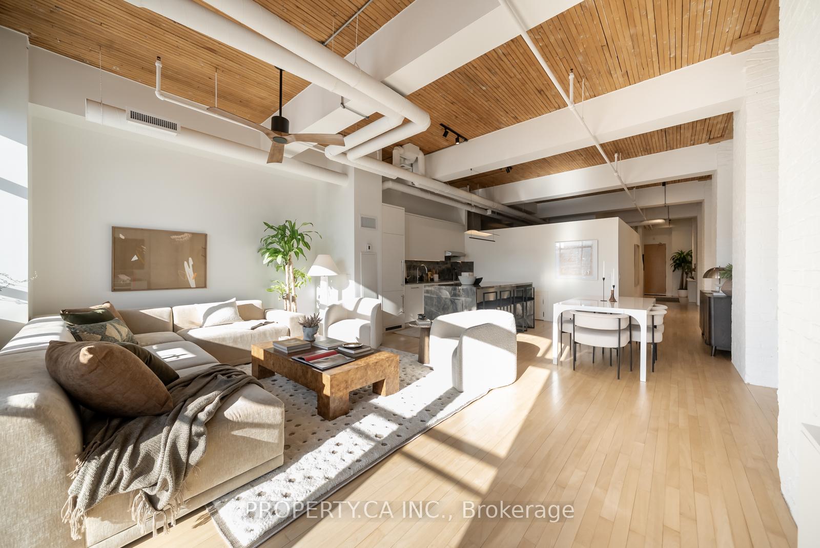 993 Queen Street W 409