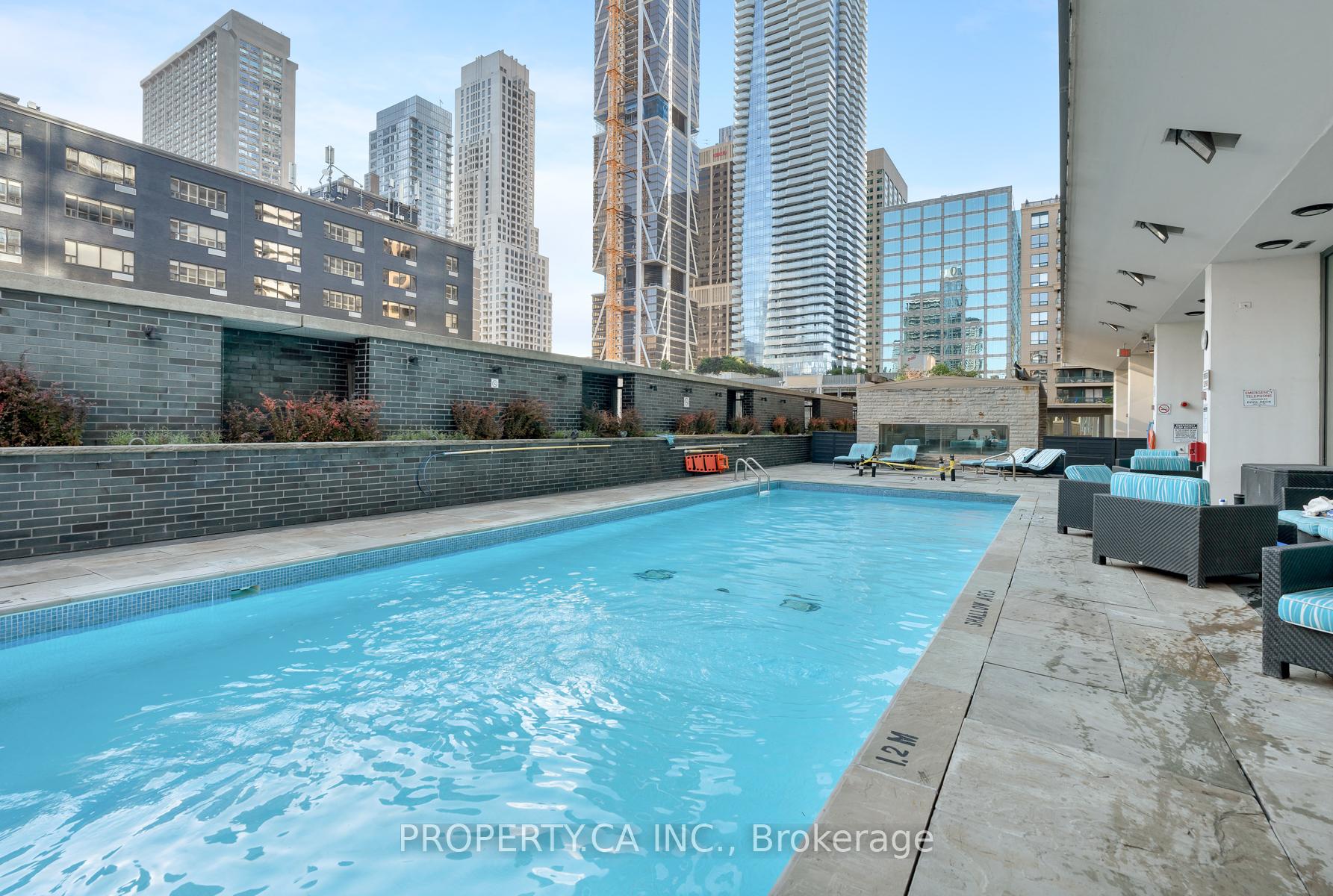 33 Charles Street E 3606