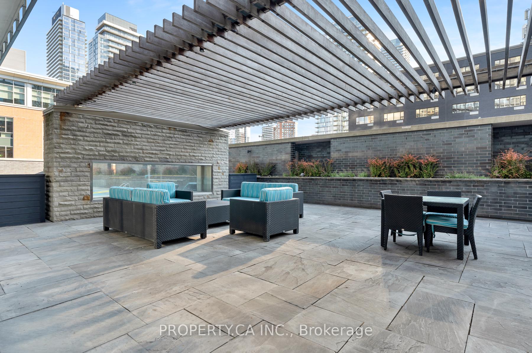 33 Charles Street E 3606