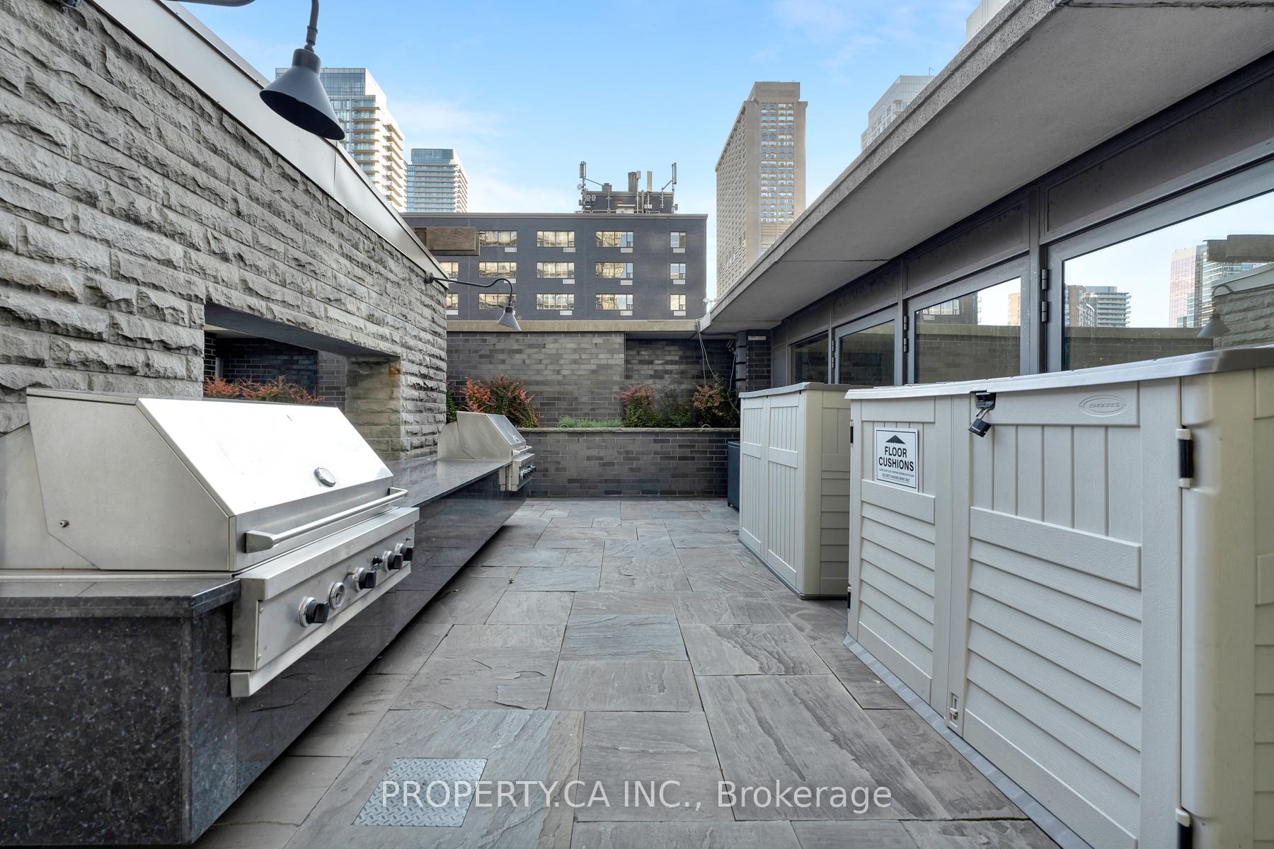 33 Charles Street E 3606