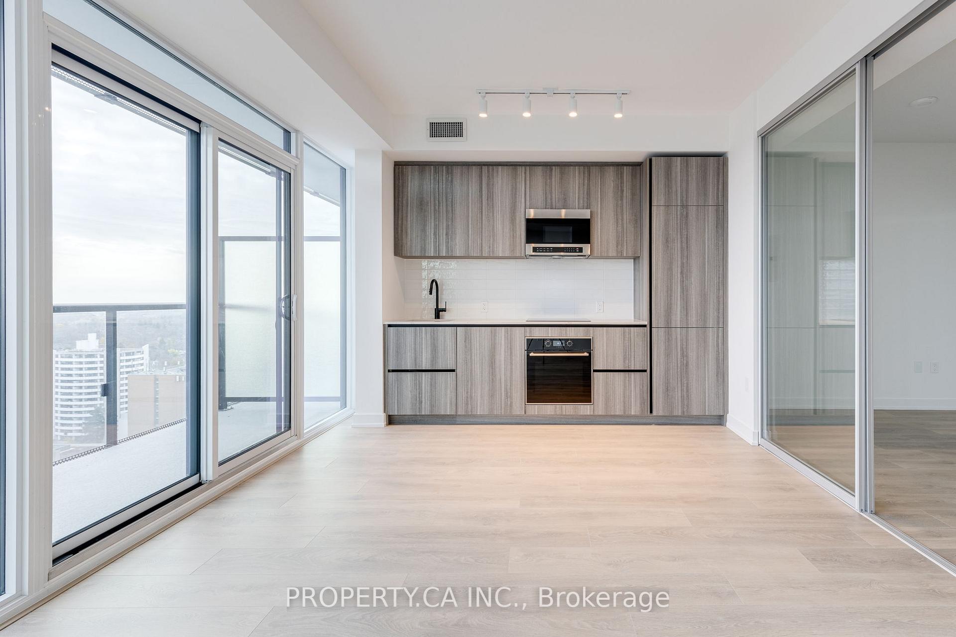 127 Broadway Avenue 2011