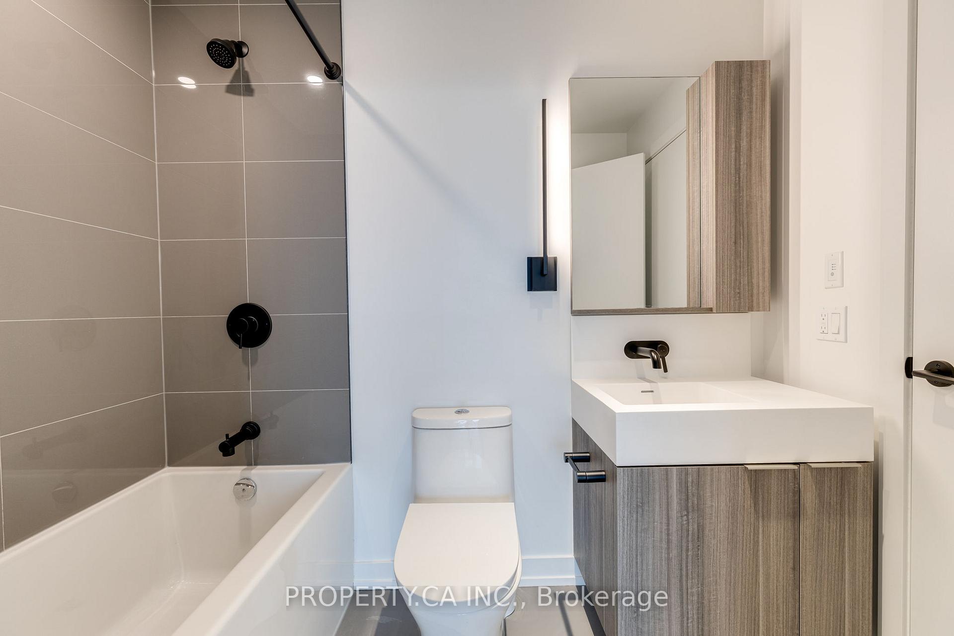 127 Broadway Avenue 2011