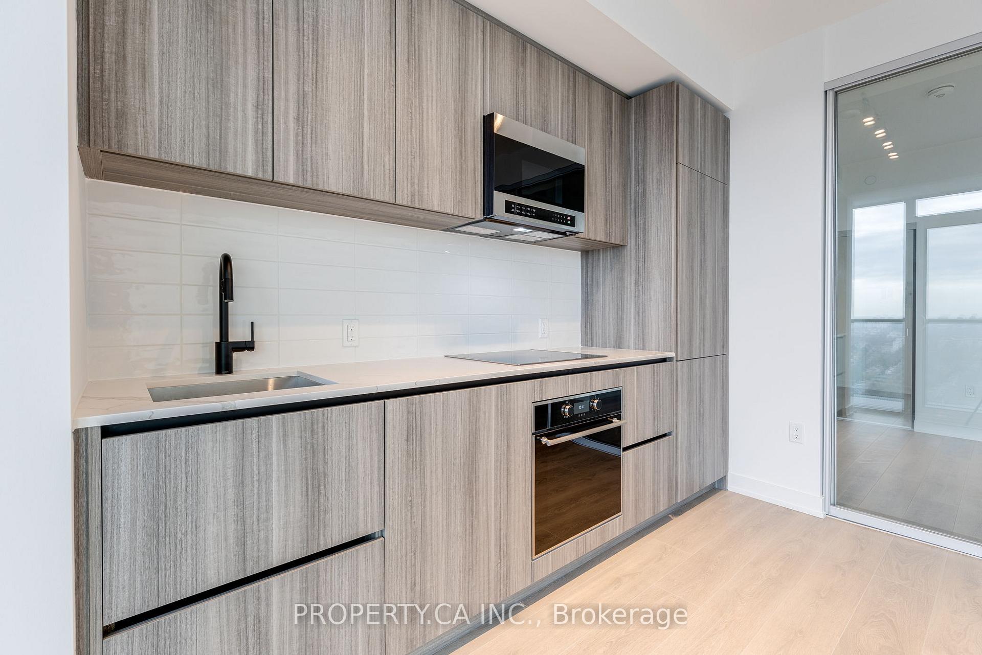 127 Broadway Avenue 2011