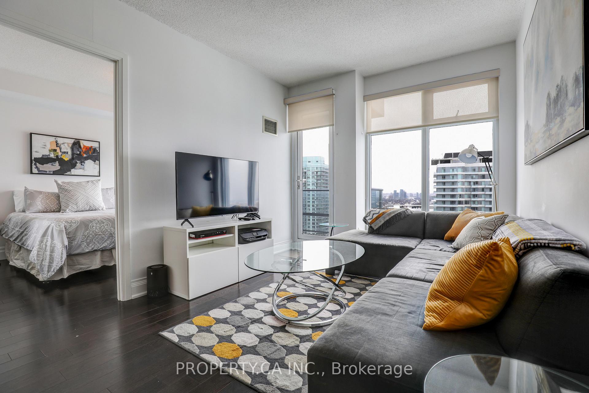 2191 Yonge Street 3712