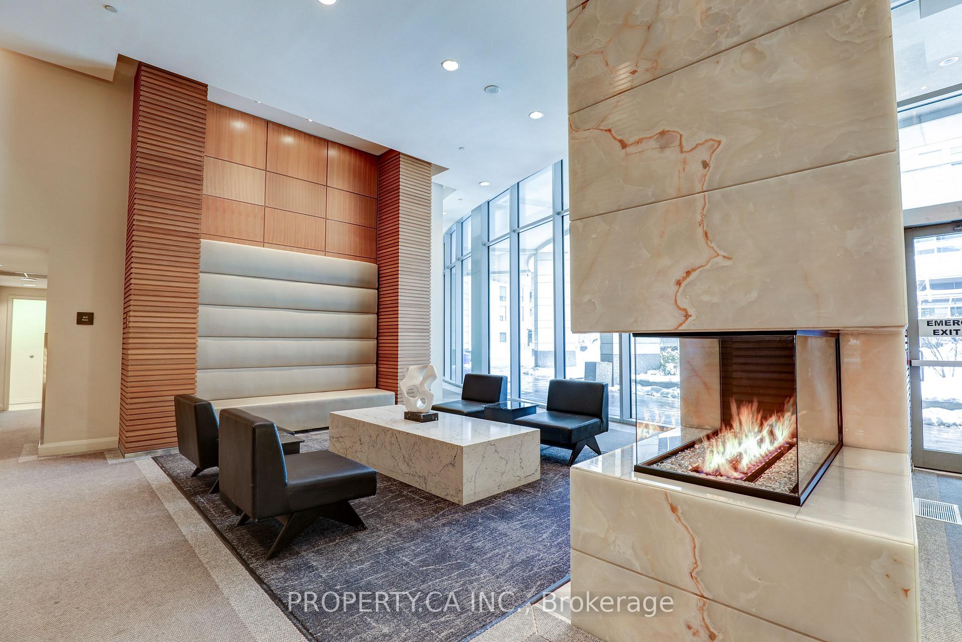 2191 Yonge Street 3712