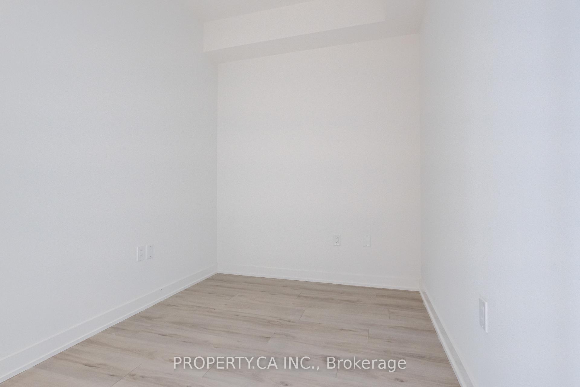 110 Broadway Avenue 2404S