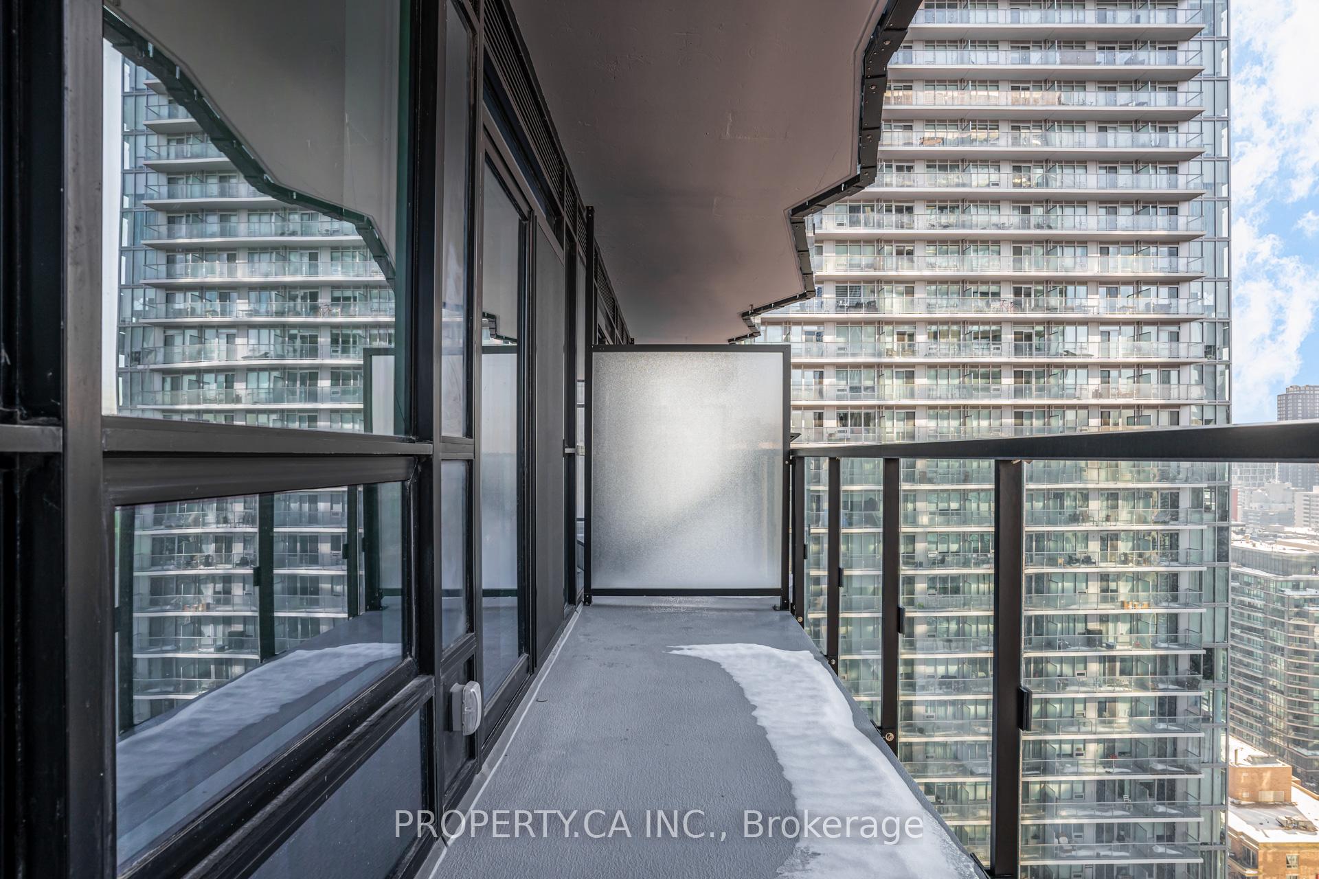 110 Broadway Avenue 2404S